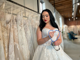 A True Thank You – das Brautmodengeschäft True Society verschenkt Brautkleider an Spitalpersonal